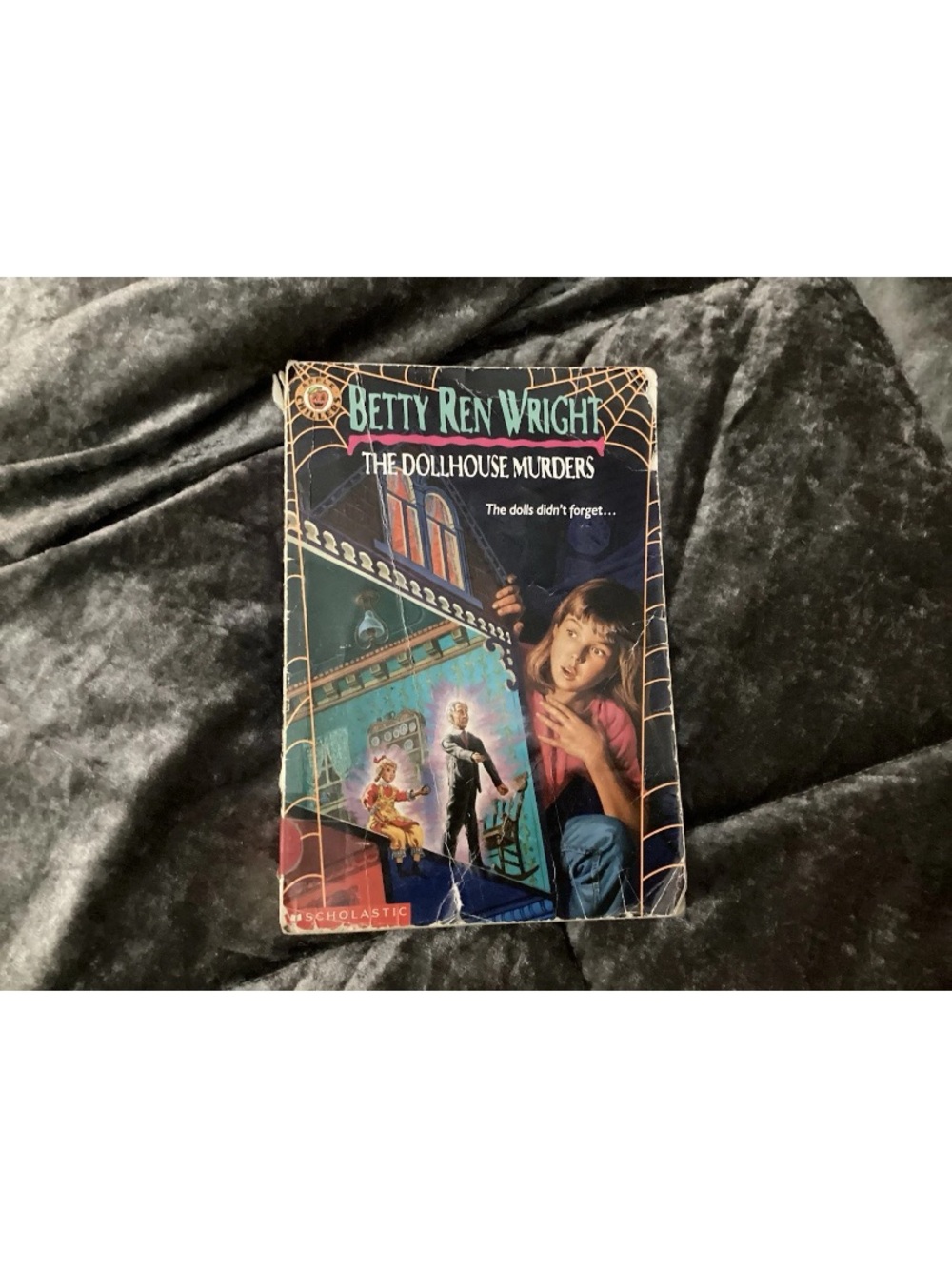 Vintage 90s Scholastic Betty Ren Wright The Dollhouse Murders